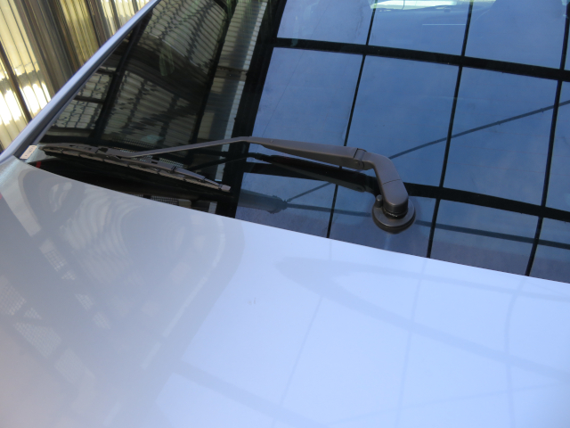 レガシィB4ワイパーアーム塗装完了