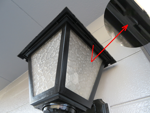 玄関灯部分分解