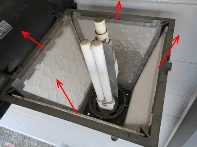 玄関灯部分分解