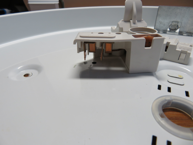 LED化蛍光灯内配線作業等