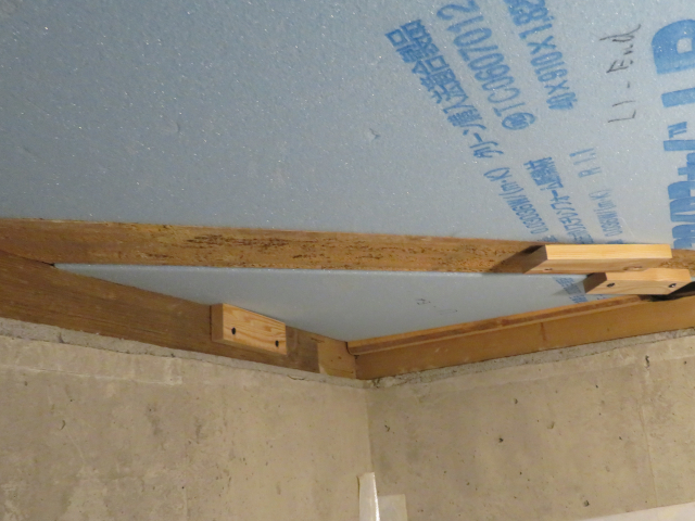 床下断熱材取付