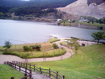 青土ダム湖